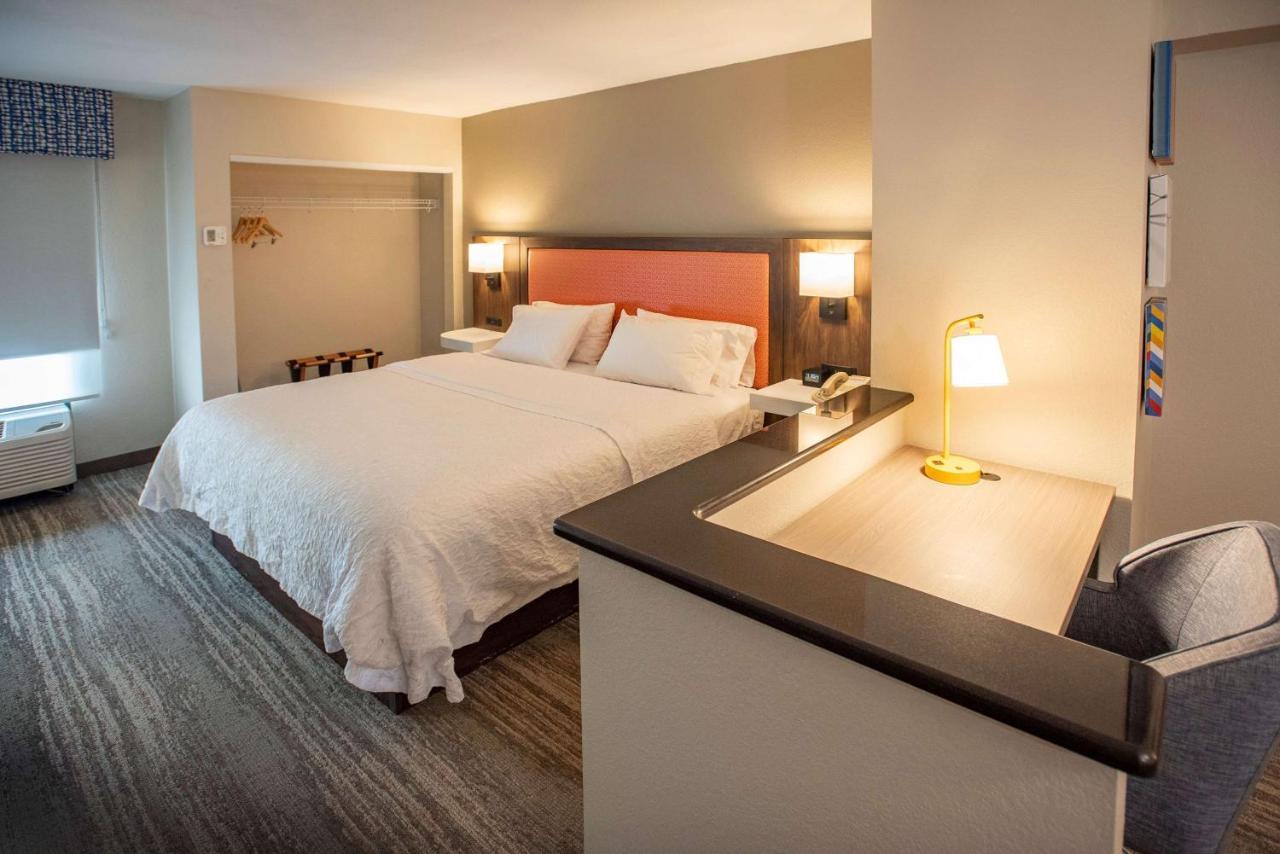 Hampton Inn Pensacola-Airport Exteriér fotografie